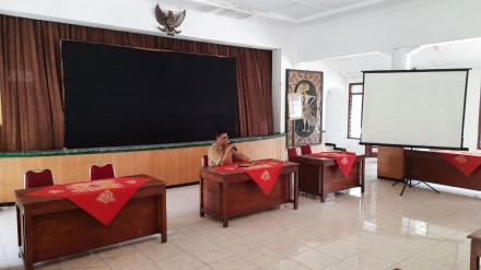 BRIEFING SENIN DAN PENGENALAN APLIKASI JAGA DESA 
